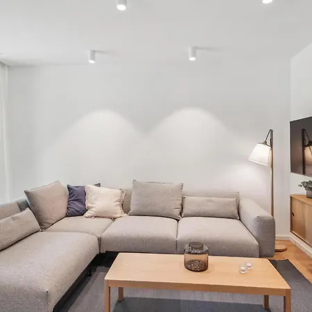 2 Bedroom In Tossens Apartment *
