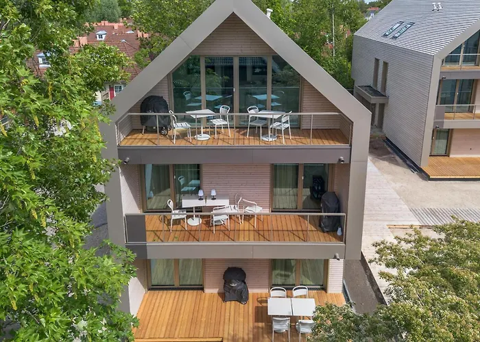 2 Bedroom Awesome In Tossens Apartman *